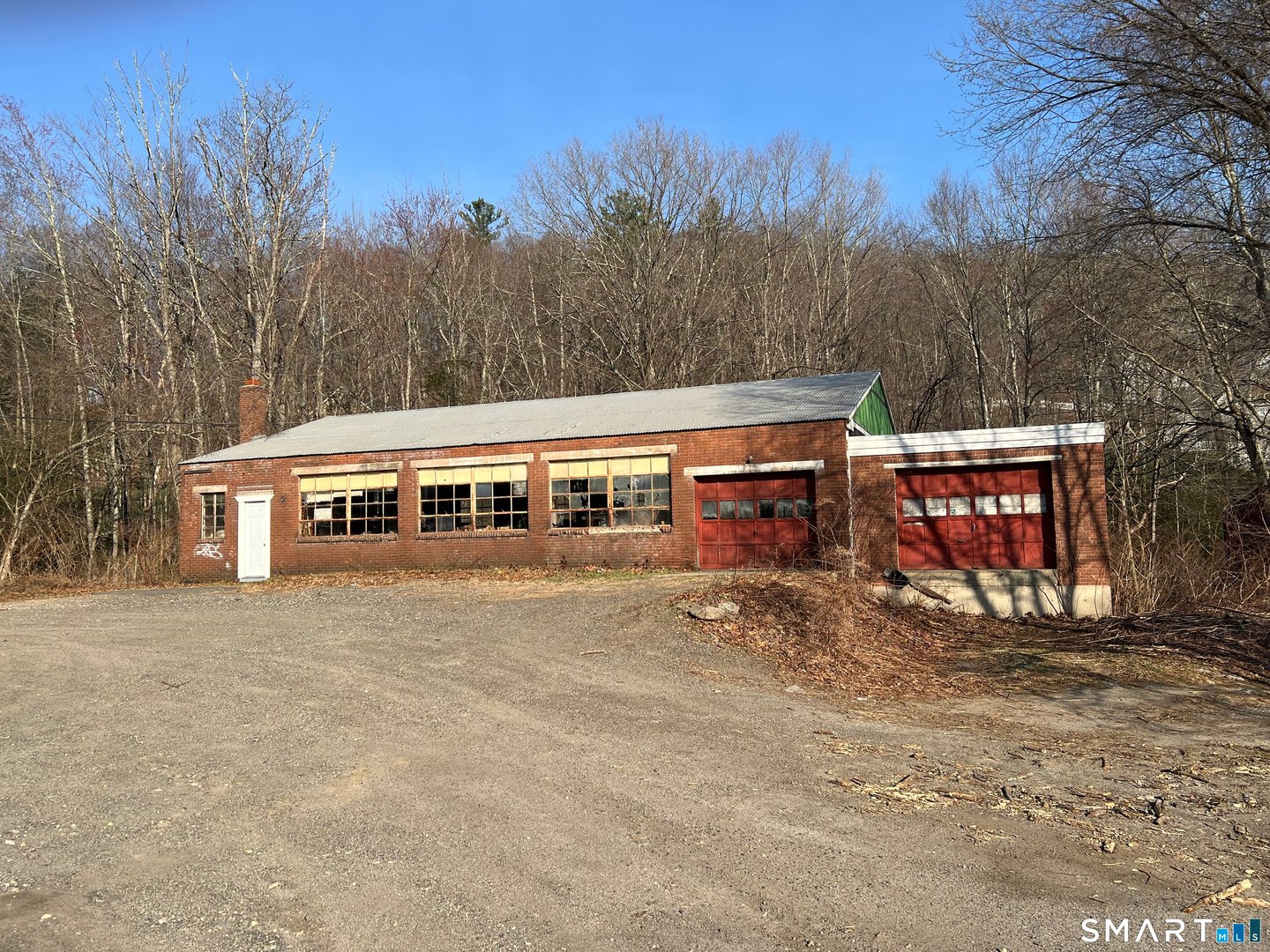 10 Spielman Highway Photo 1