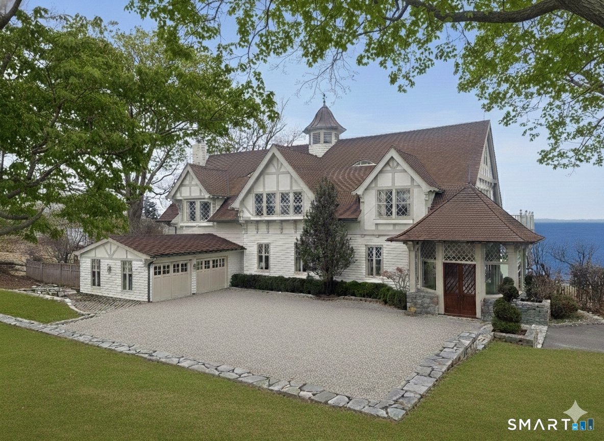 207-209 Long Neck Point Road Photo 3