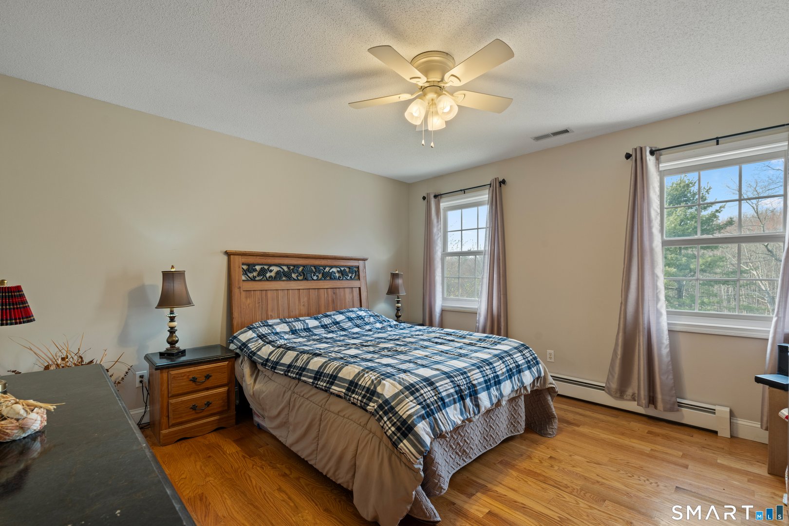 453 Burlington Road Photo 22