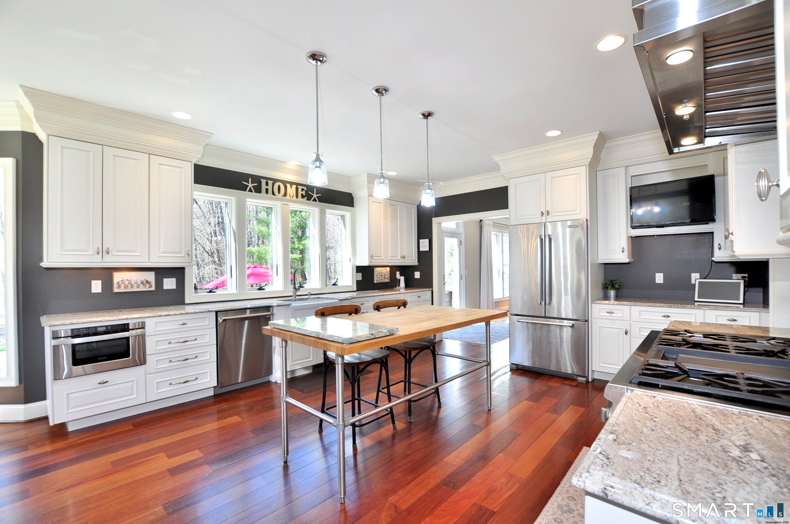 82 Indian Hill Road Photo 10