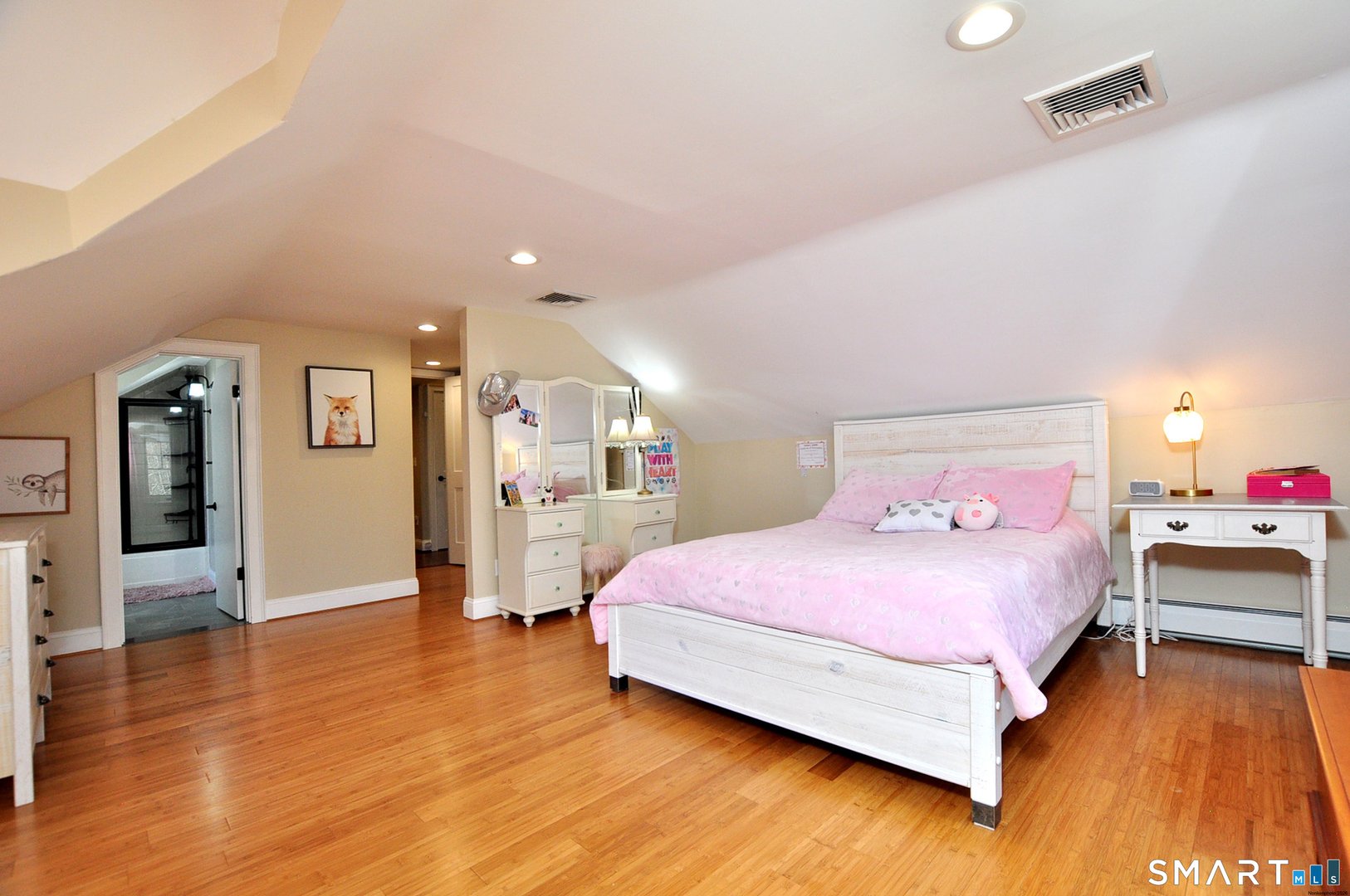 82 Indian Hill Road Photo 26