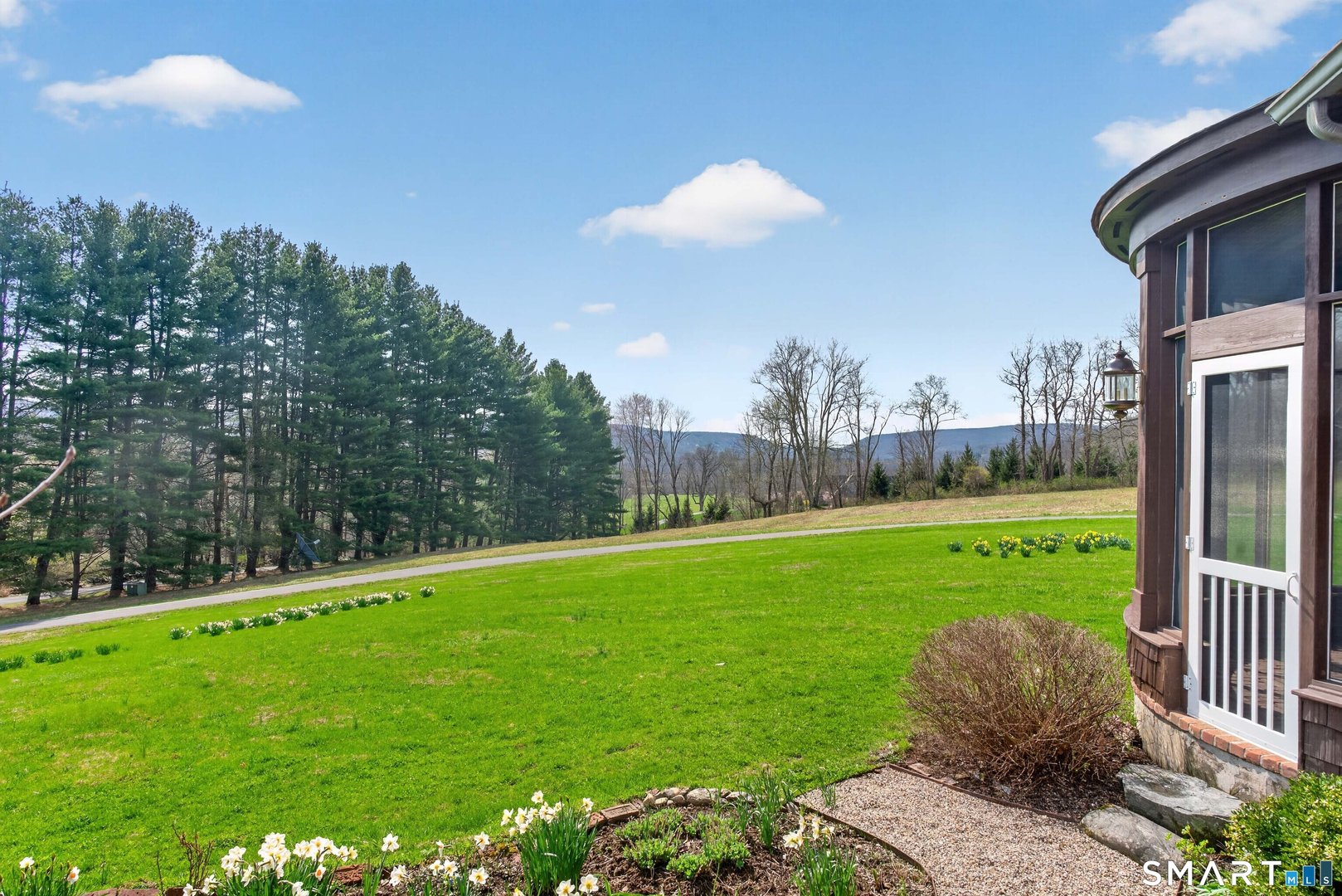 14 Straight Rd Road Photo 17