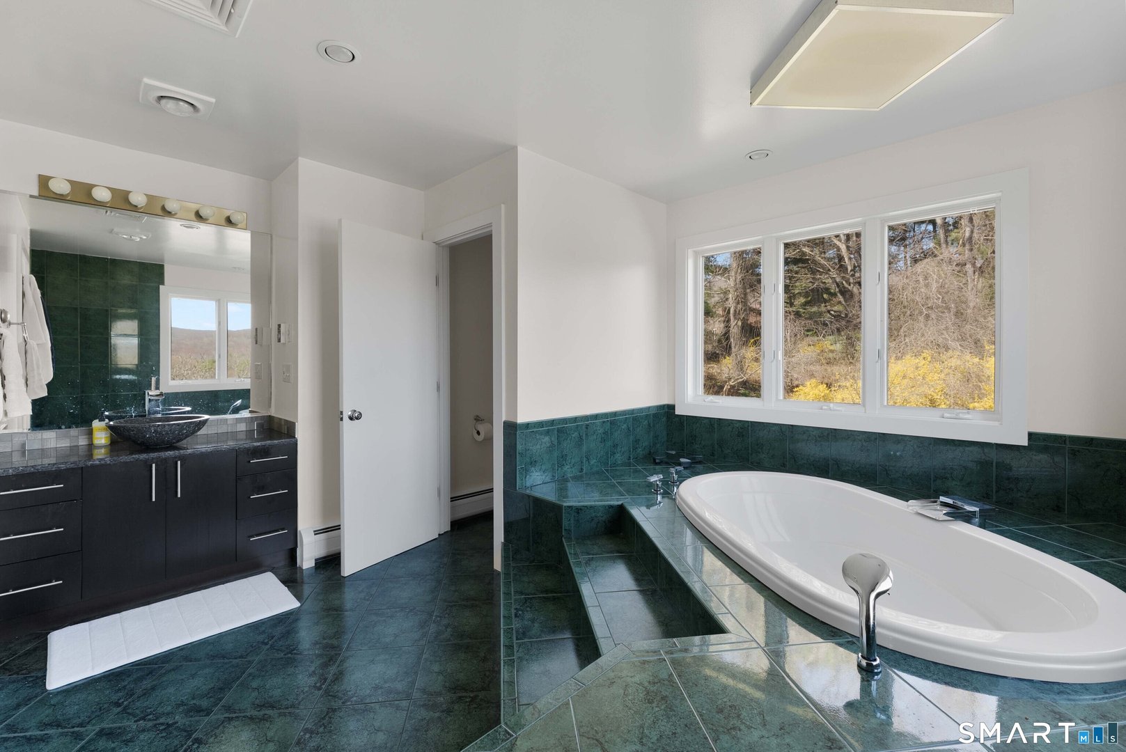 14 Straight Rd Road Photo 38