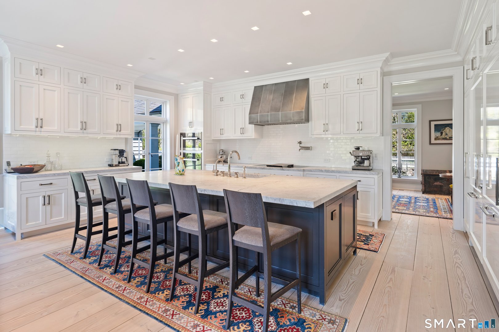 24 Llewellyn Drive Photo 4