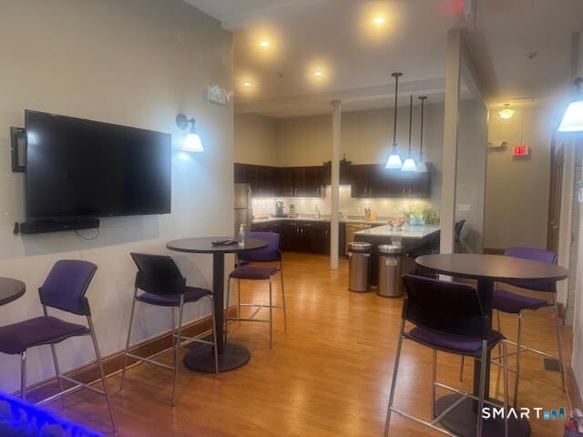 232 Williams Street East Photo 18