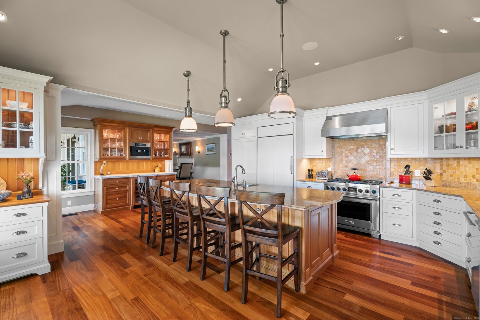 288 Middlesex Avenue Photo 8