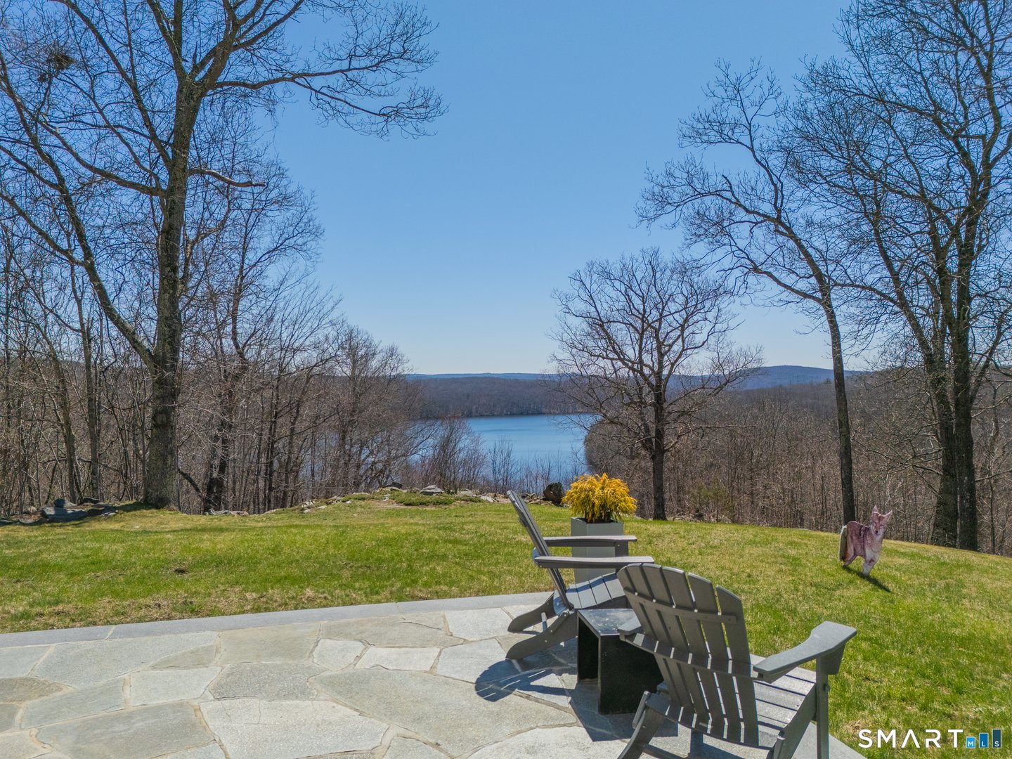 216 Kuhne Road Photo 4