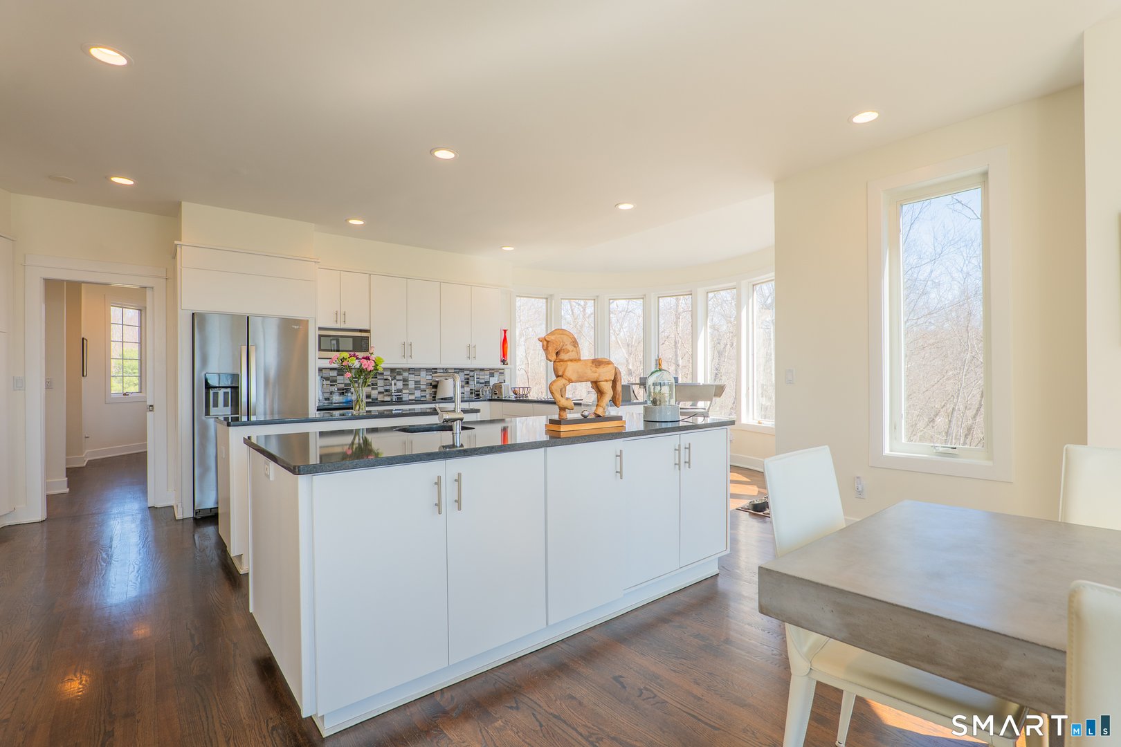 216 Kuhne Road Photo 7