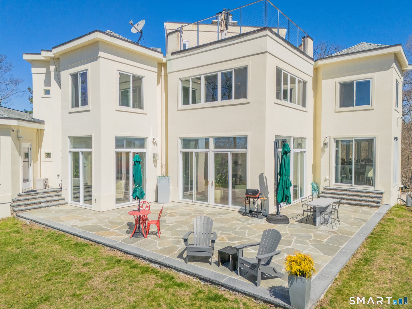 216 Kuhne Road Photo 34