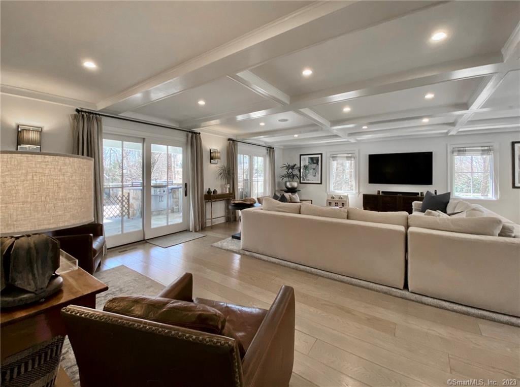 7 Whaling Road Photo 10