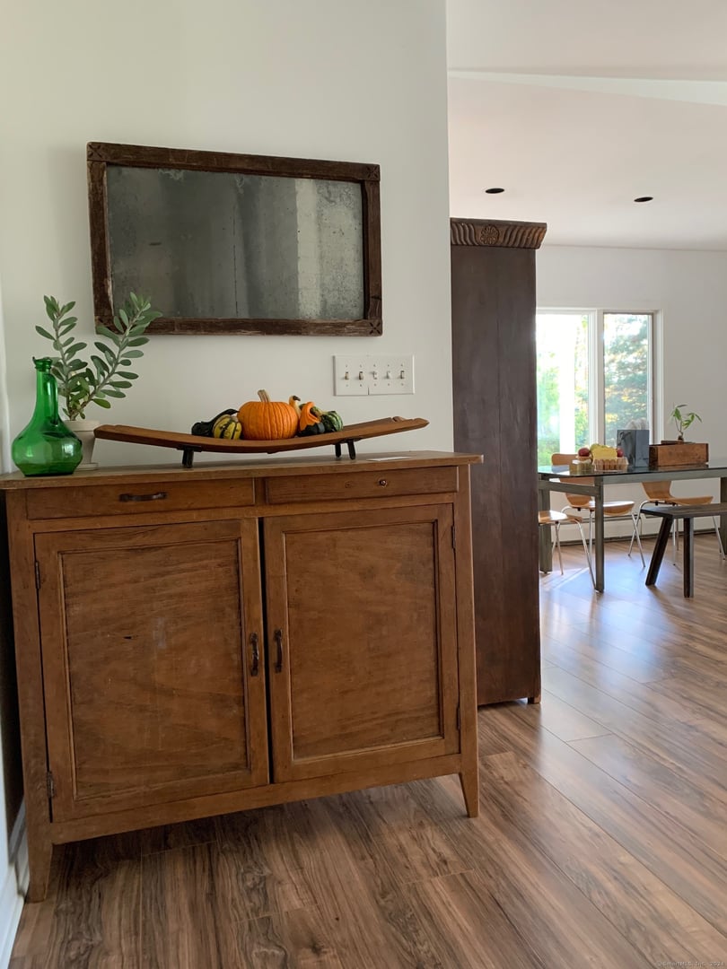 525 Munger Lane Photo 3