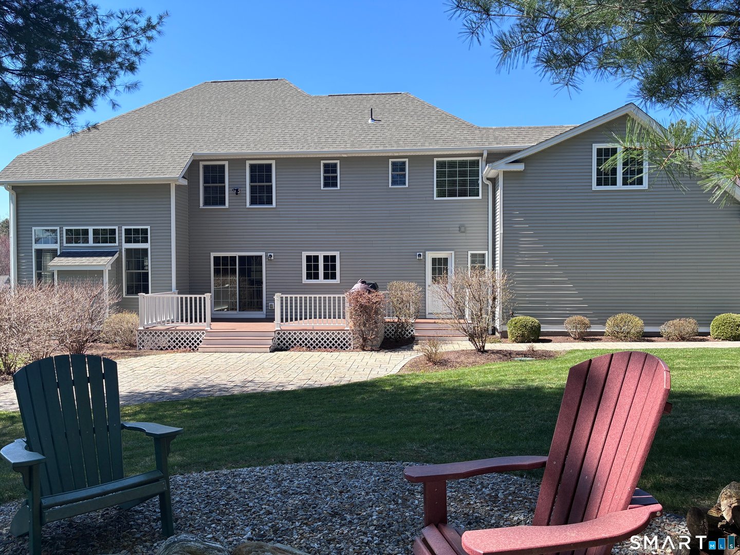 2 Gatehouse Road Photo 3