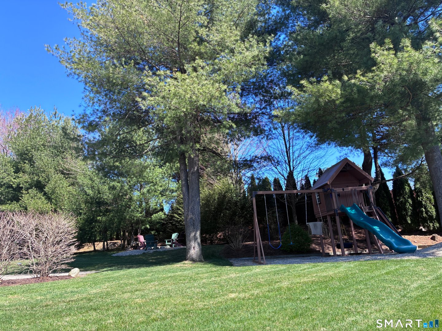 2 Gatehouse Road Photo 6