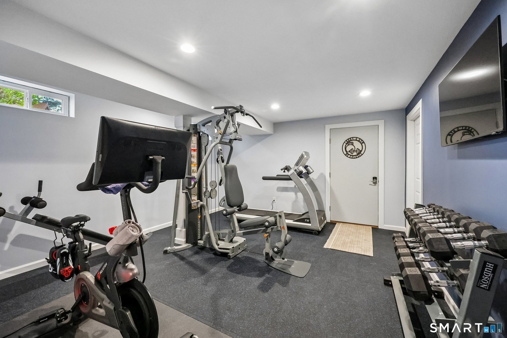 2 Gatehouse Road Photo 33