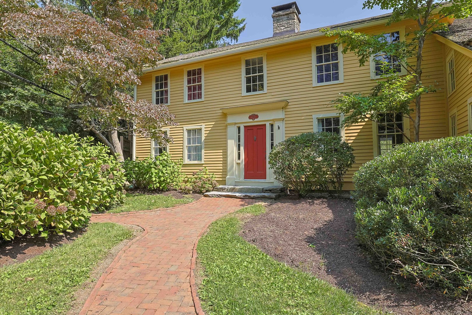 180 Green Hill Road Photo 1