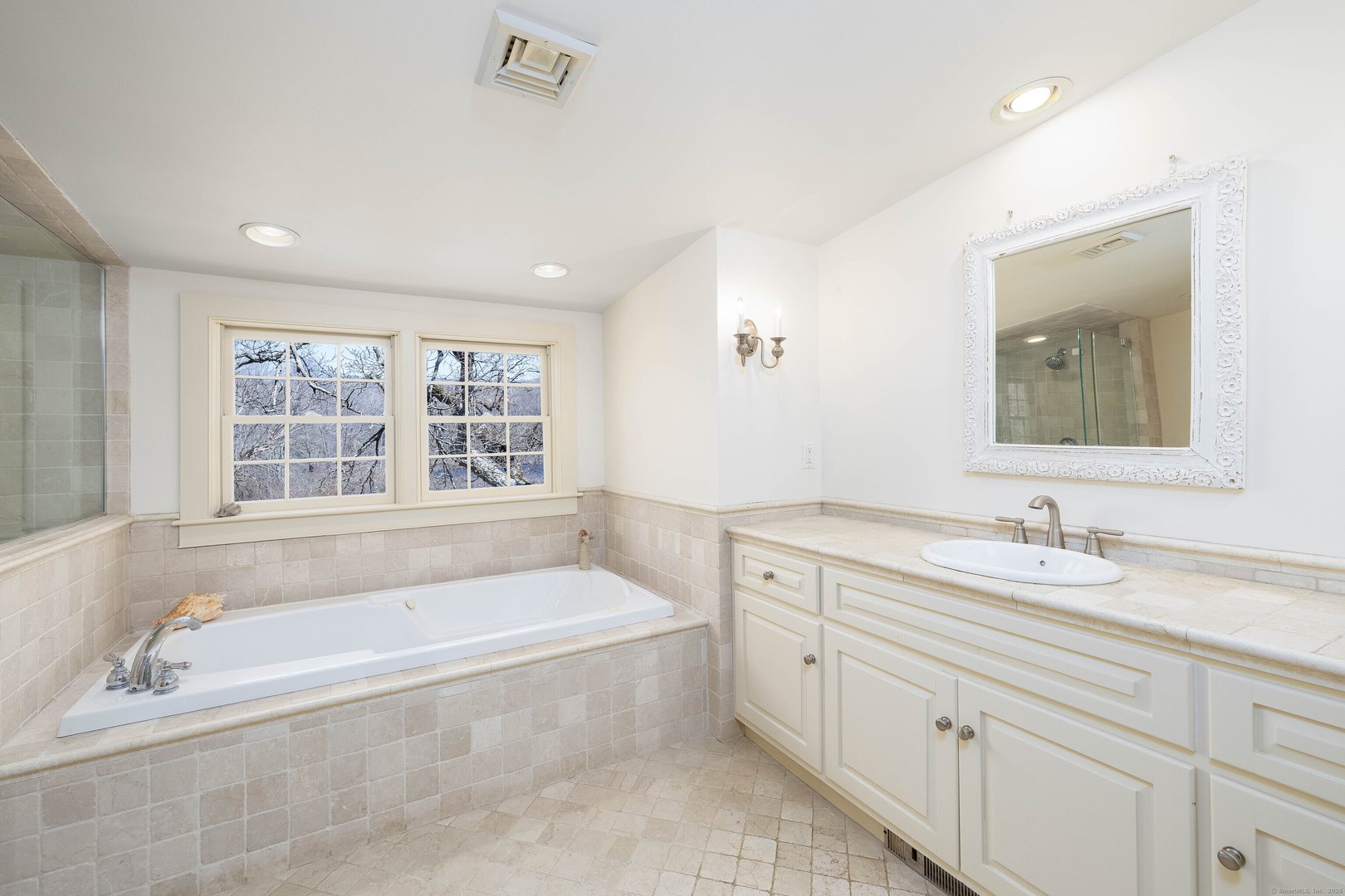 180 Green Hill Road Photo 25