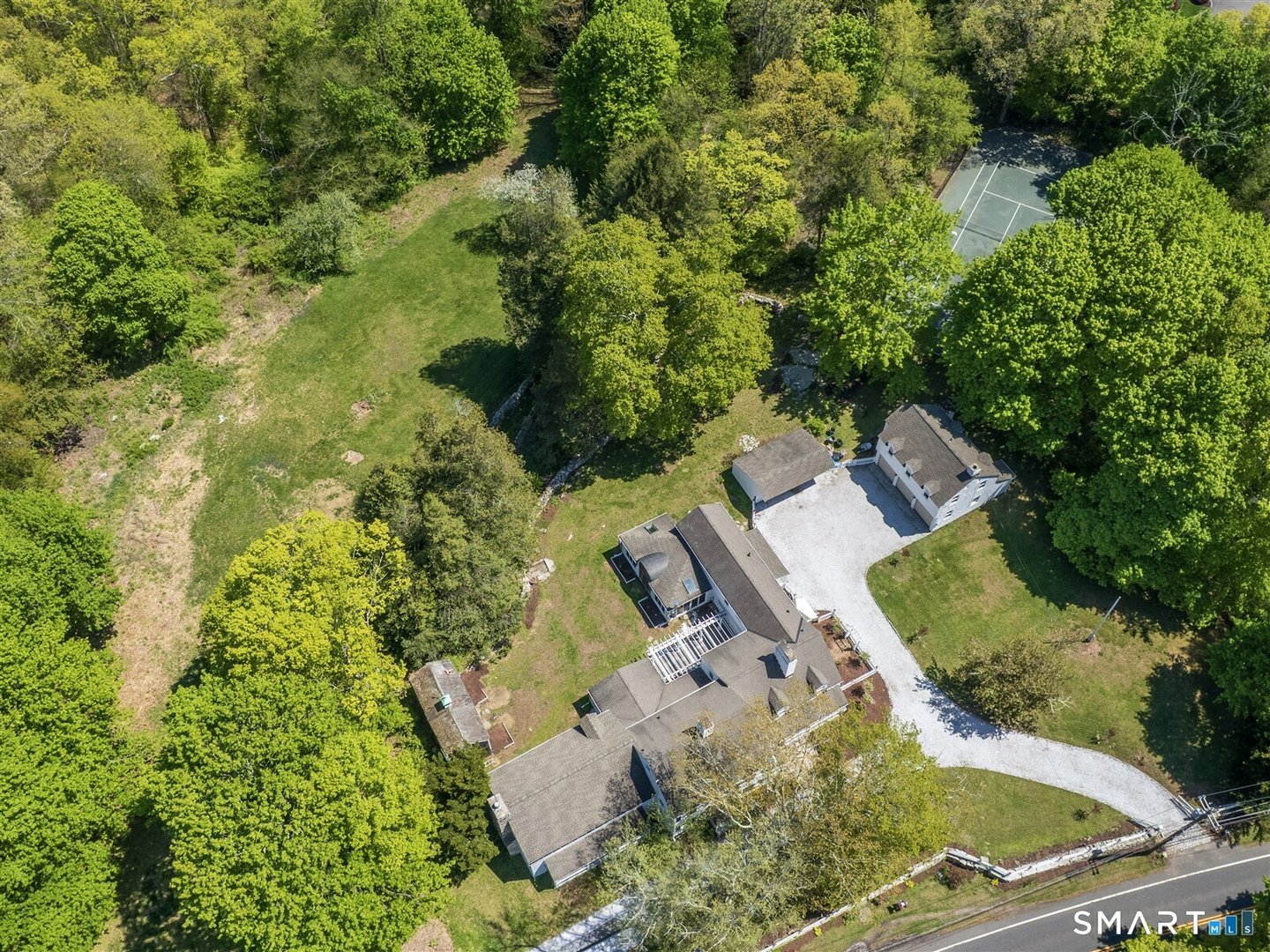 1090 Ridgefield Road Photo 32