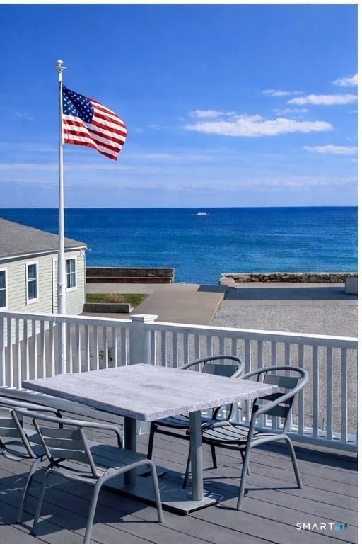 449 Seaside Avenue Photo 4