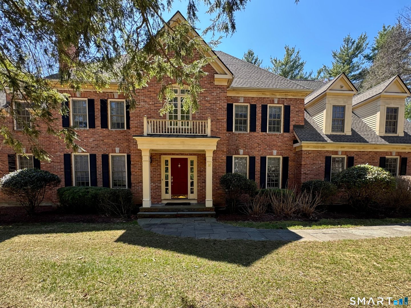 16 Brownstone Turn Photo 1