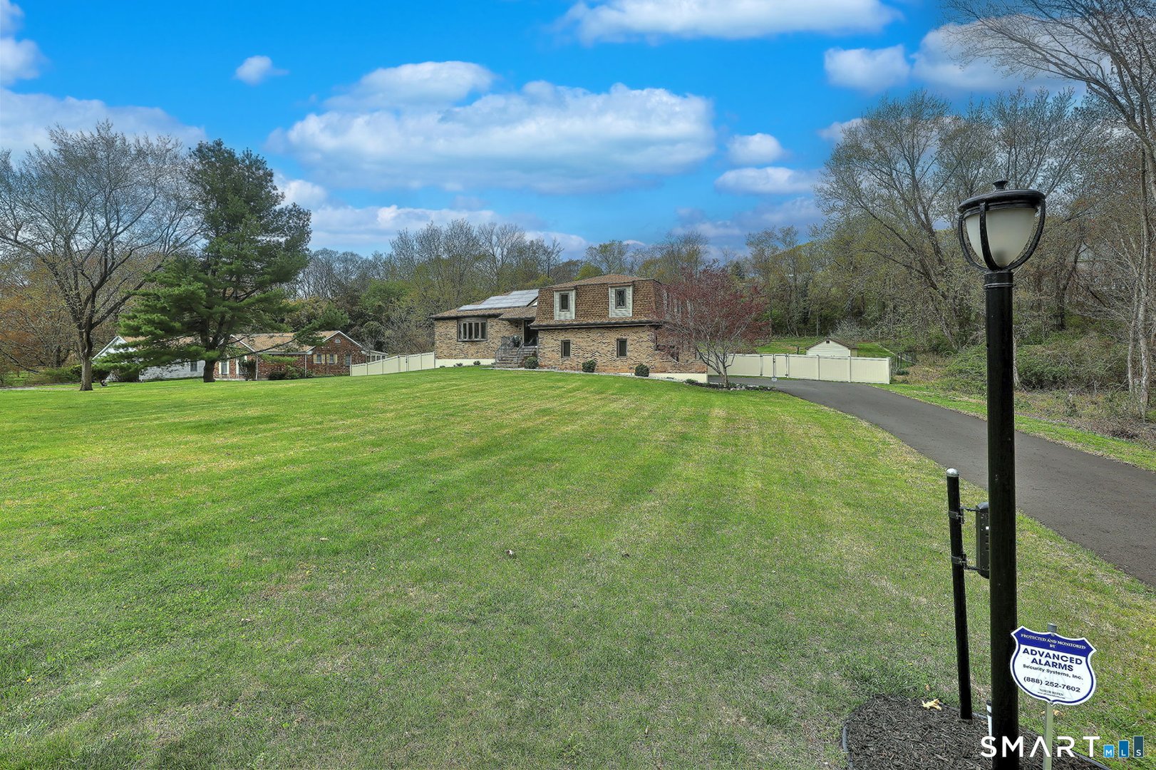 2262 Ridge Road Photo 16