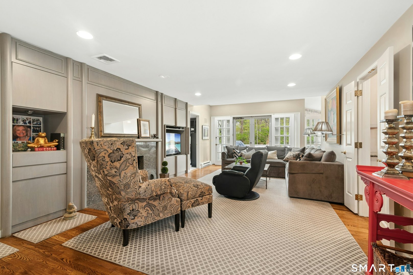 95 Alexandra Drive Photo 16