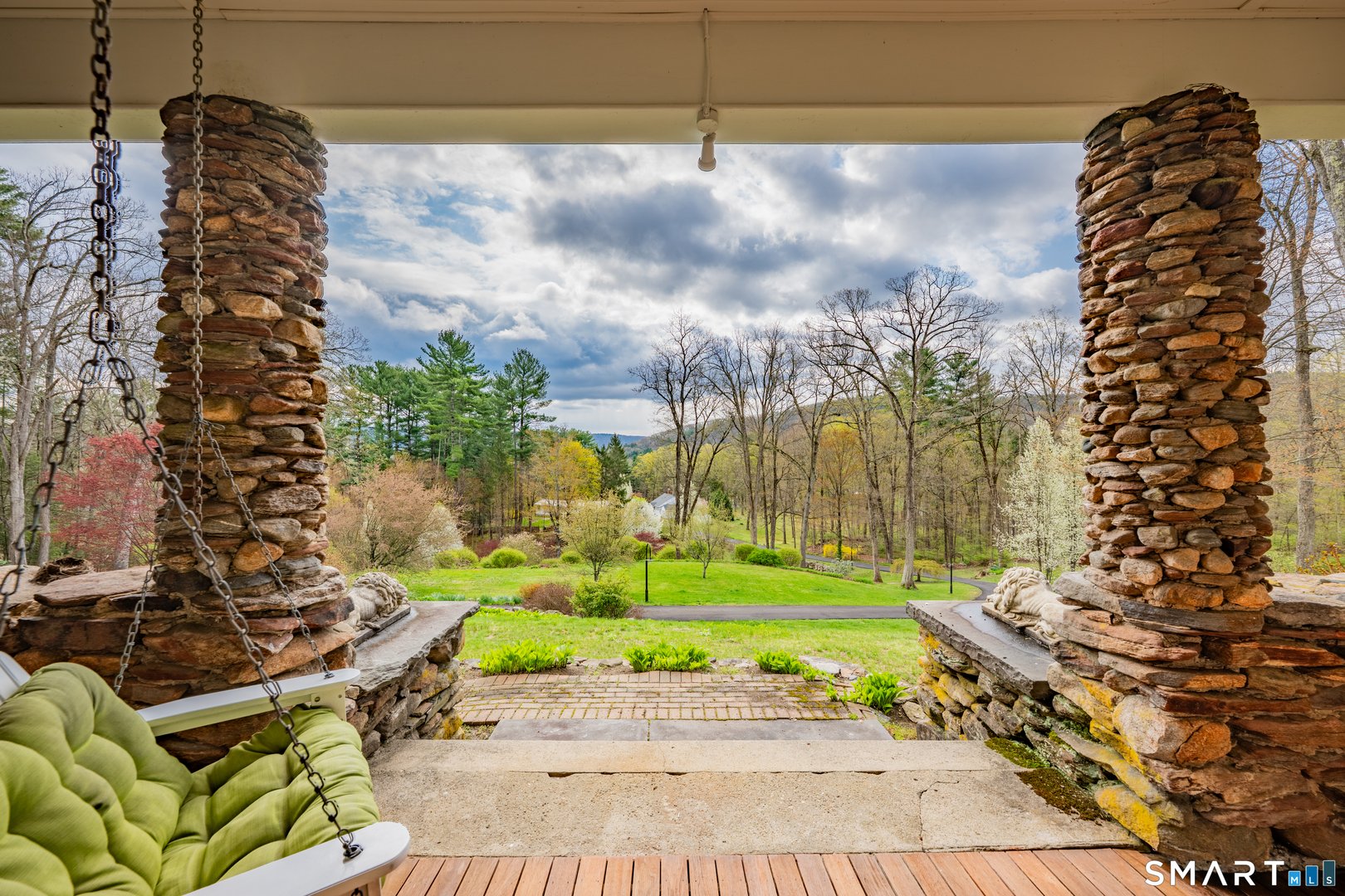 27 Highland Avenue Photo 28
