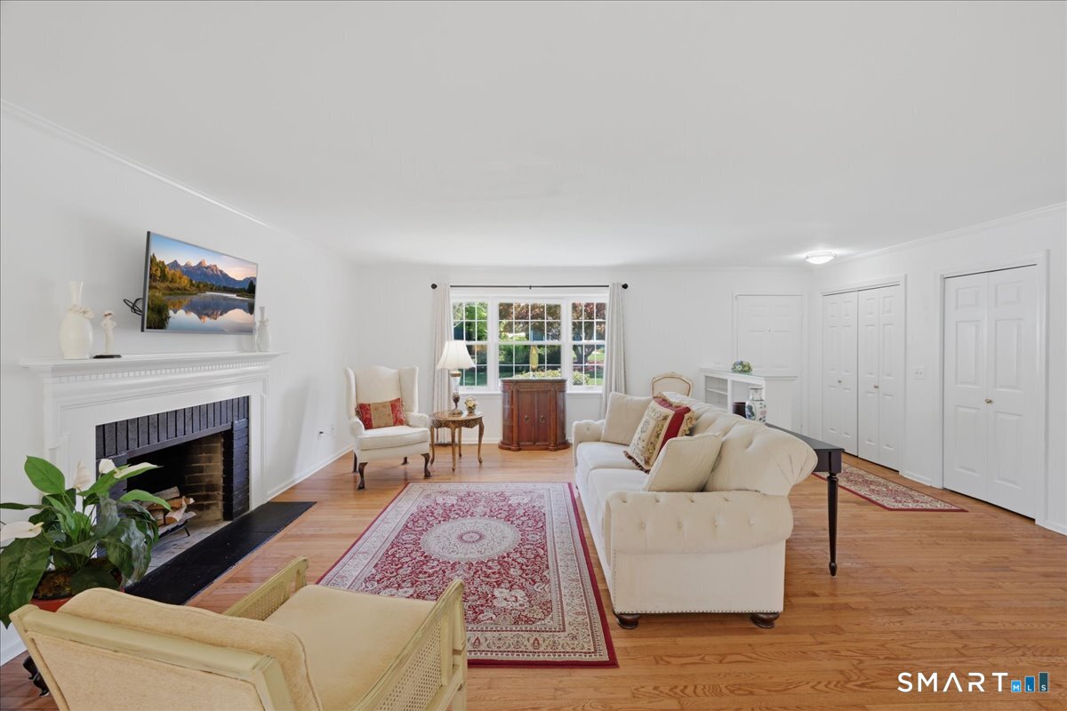 15 Hampshire Road #15 Photo 6