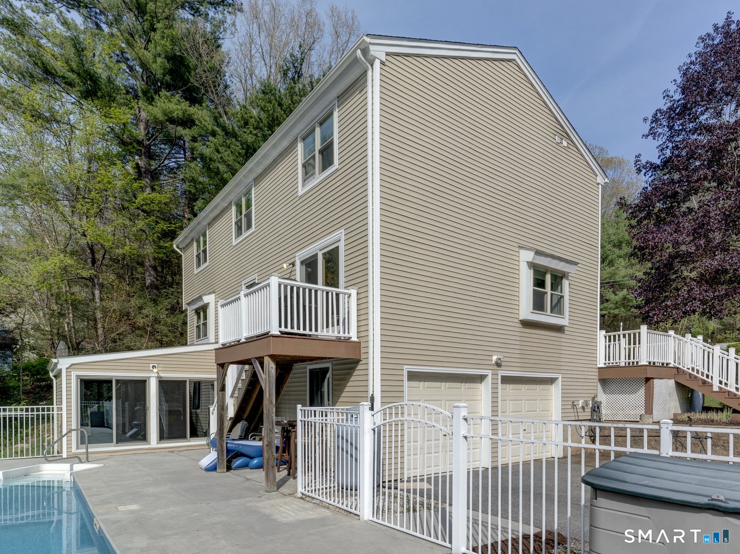 97 Lair Road Photo 4