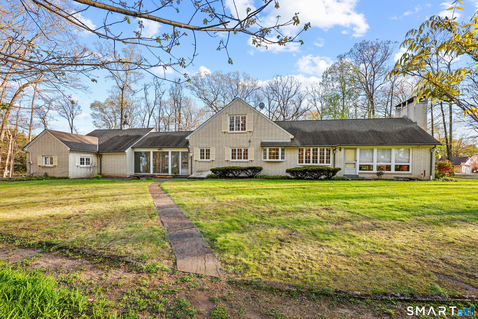 34 Green Acres Road Photo 36