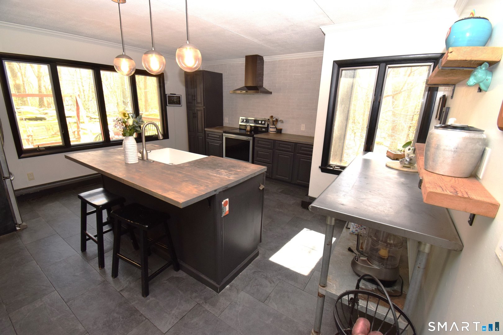 51 Ironworks Road Photo 8