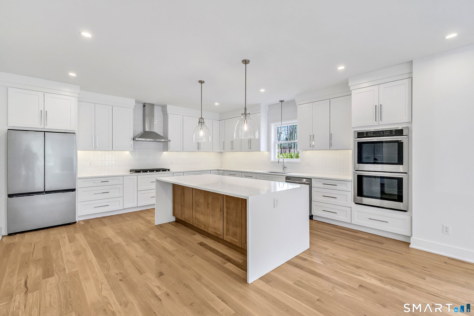 355 Spring Hill Road Photo 7