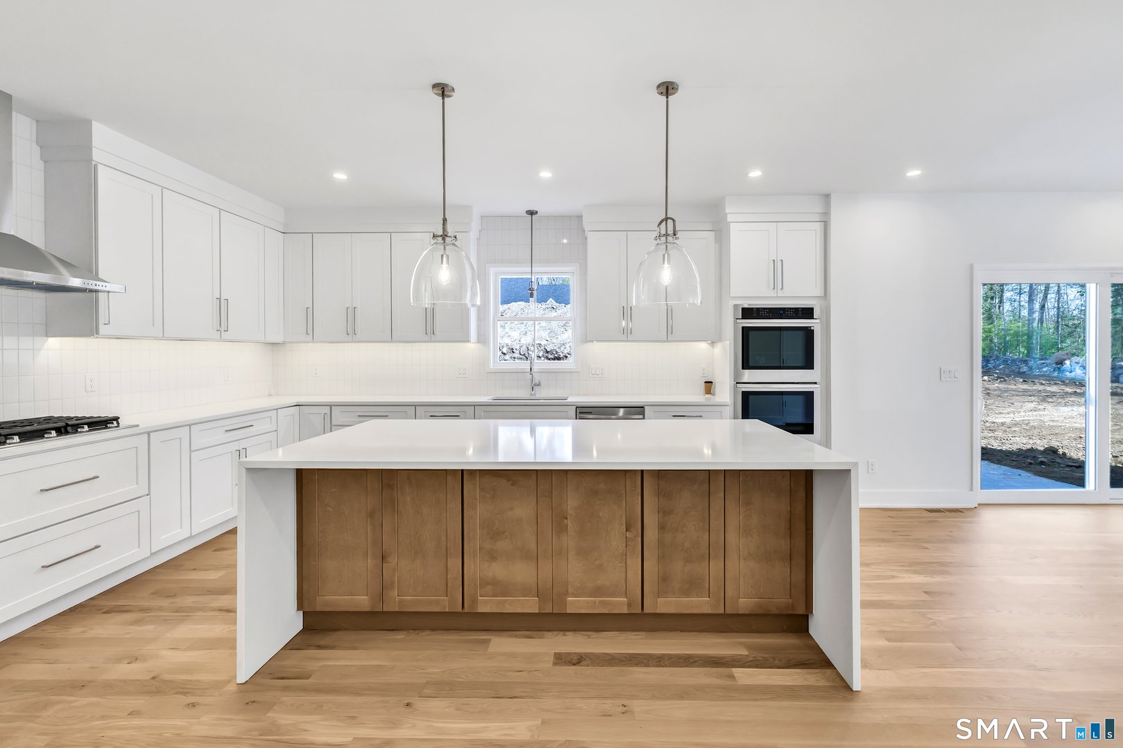 355 Spring Hill Road Photo 8