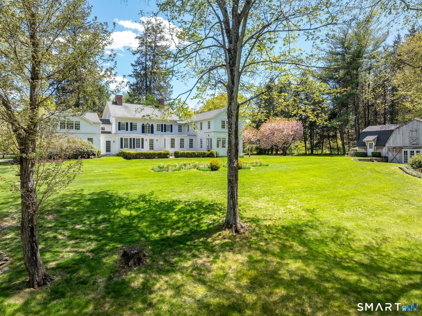 290 Lyons Plain Road Photo 29