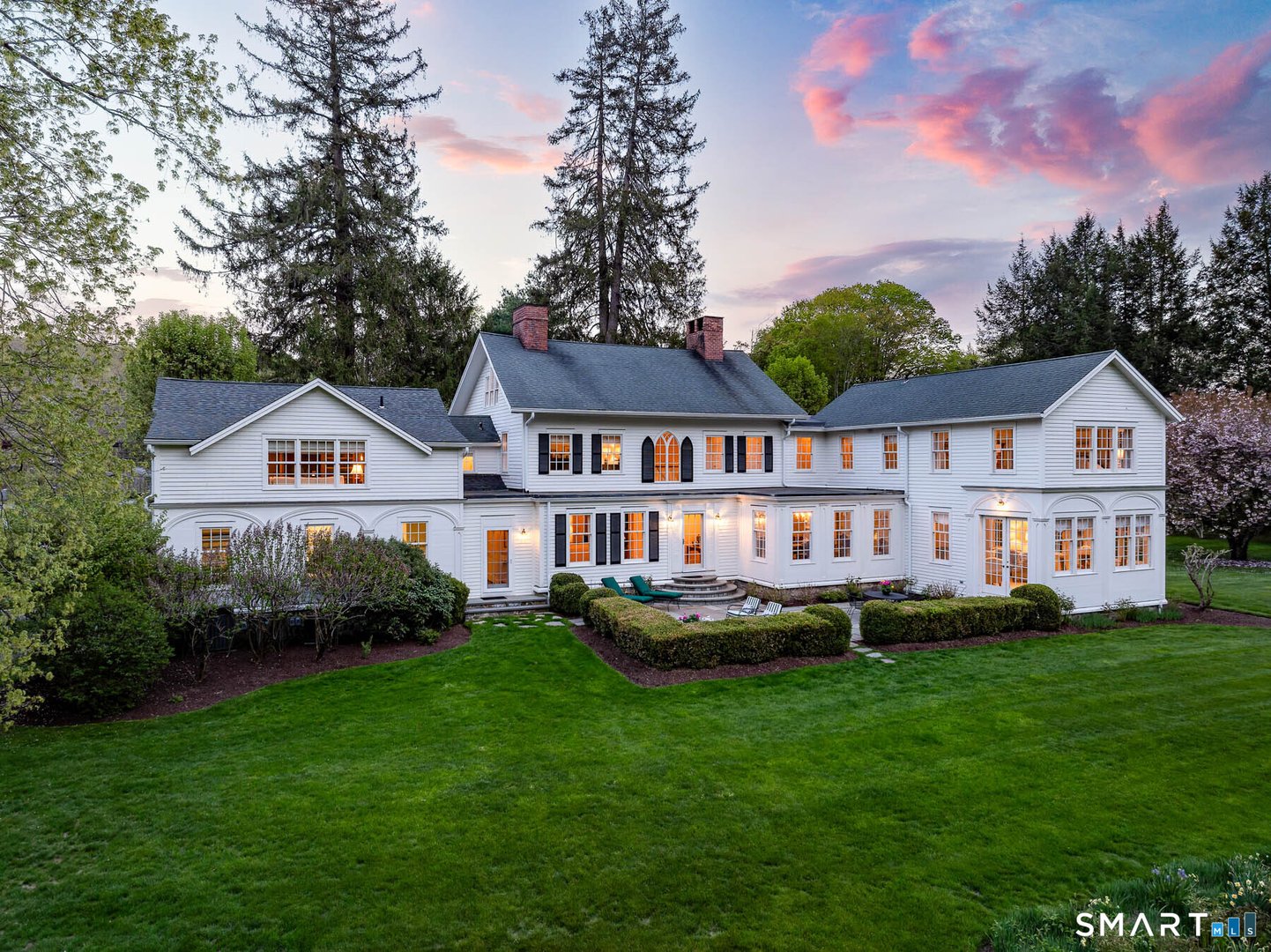 290 Lyons Plain Road Photo 35