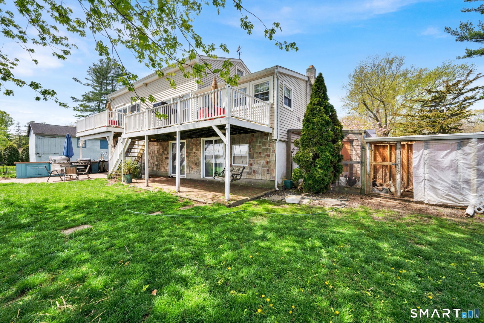 84 Little Meadow Road Photo 9
