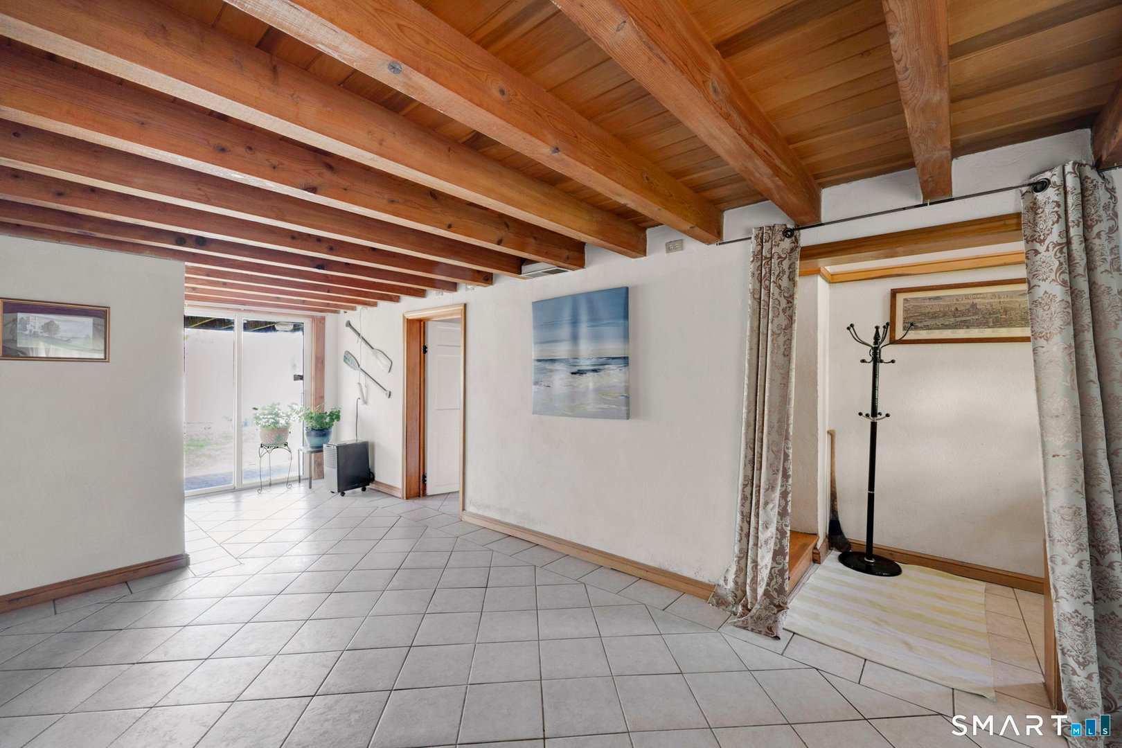 84 Little Meadow Road Photo 18