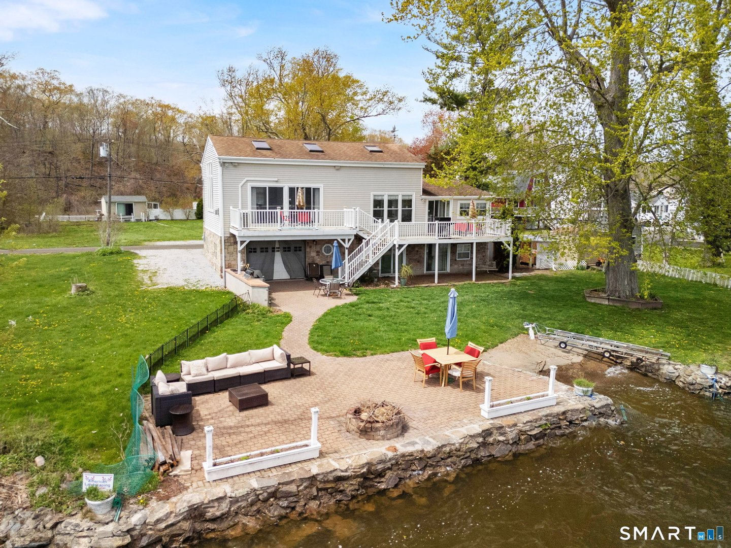 84 Little Meadow Road Photo 39