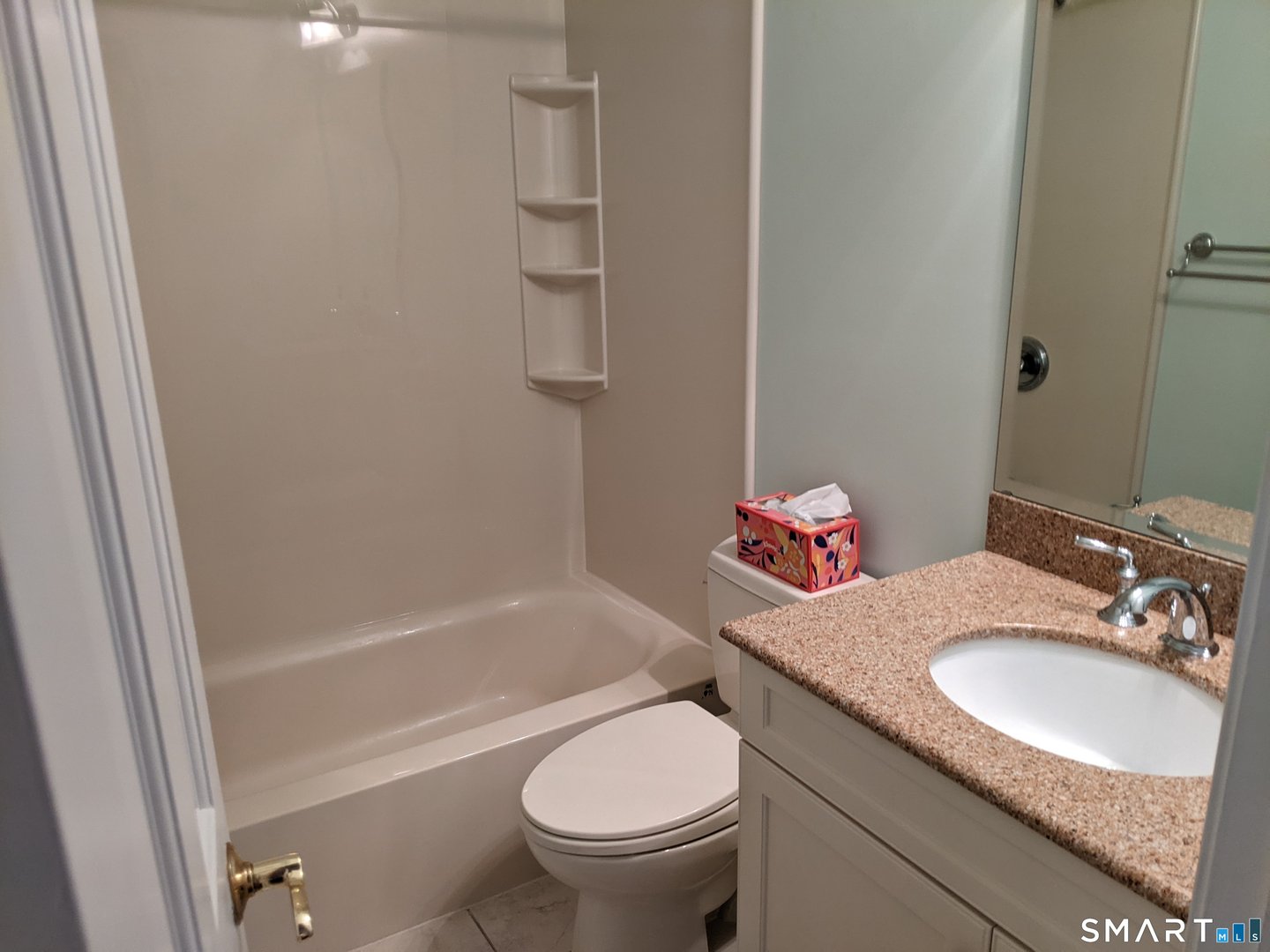 76 Maple Tree Avenue  #5 Photo 8