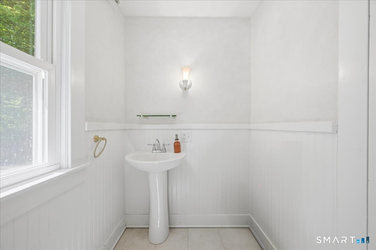 177 Union Street Photo 21