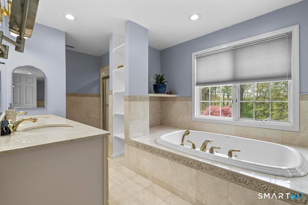 78 Glenmeadow Drive Photo 15