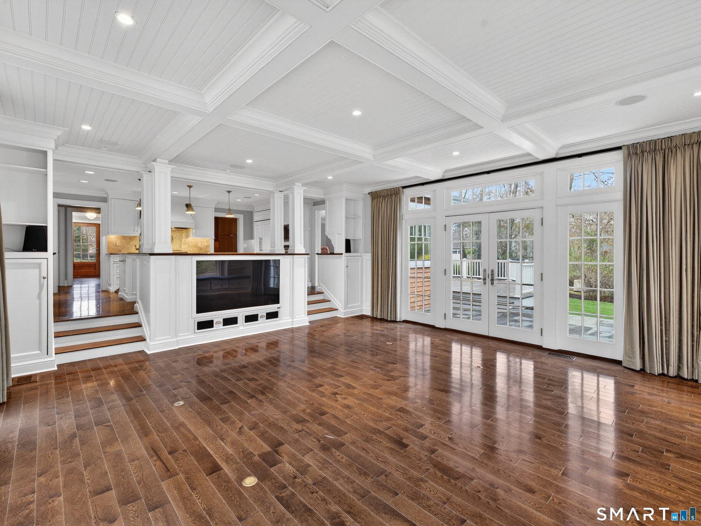 11 Westwood Drive Photo 8