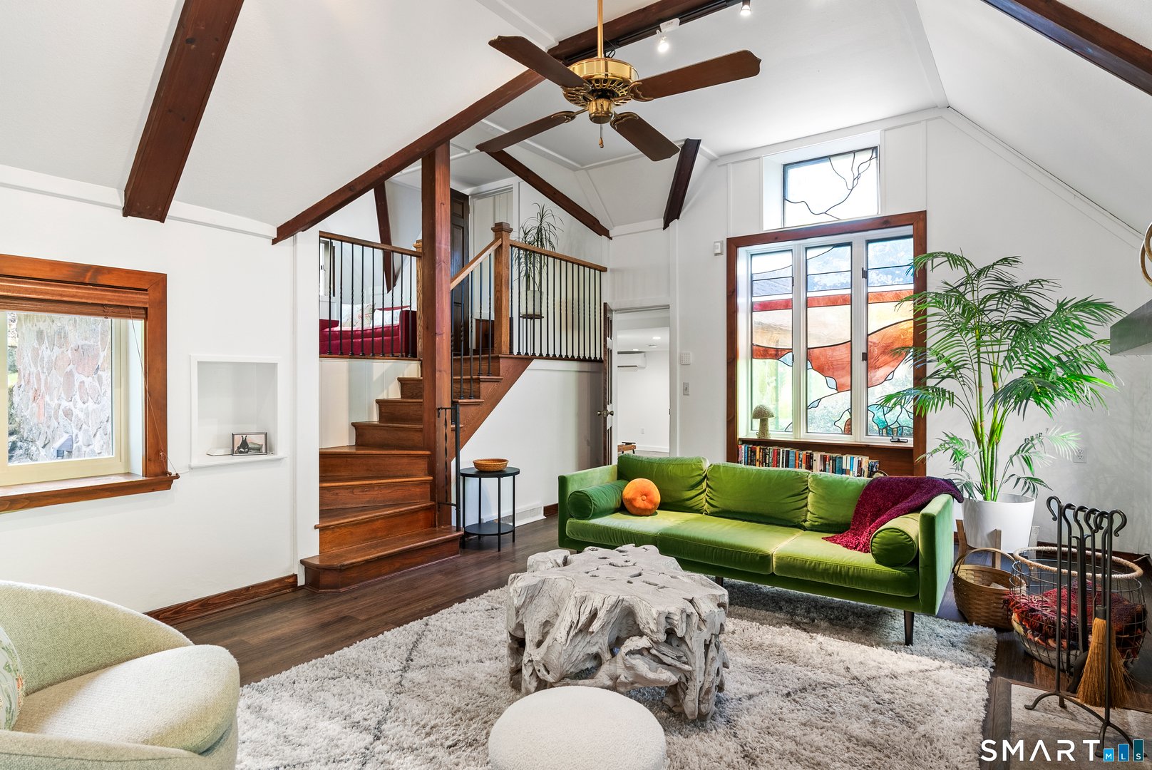 8 Morgan Road Photo 19