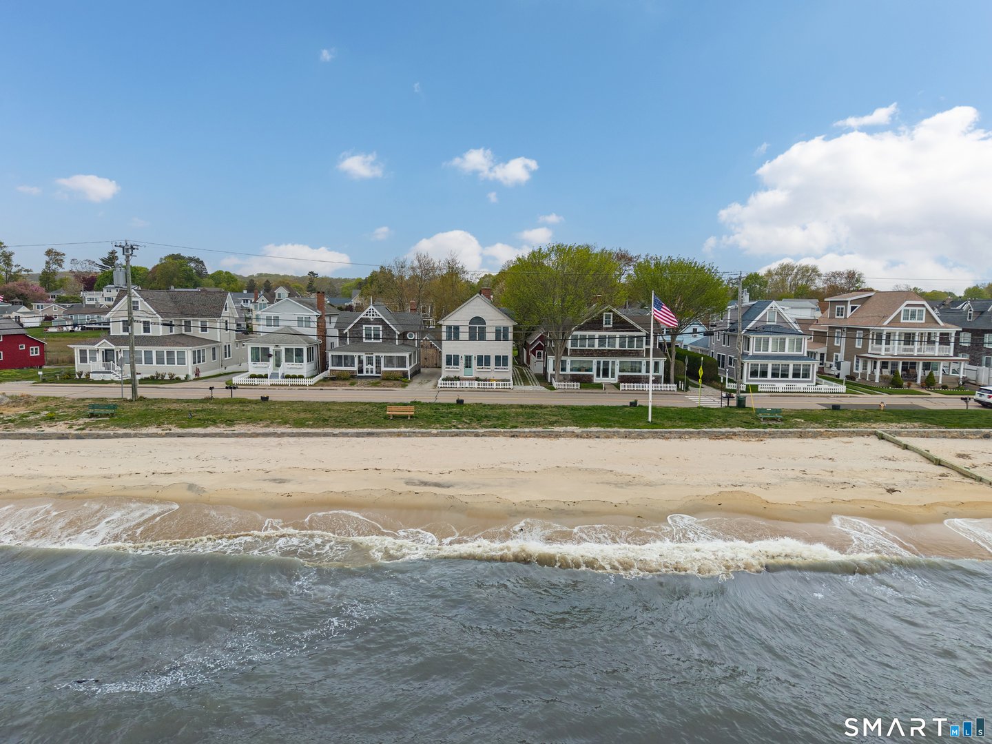 273 Seaside Avenue Photo 1