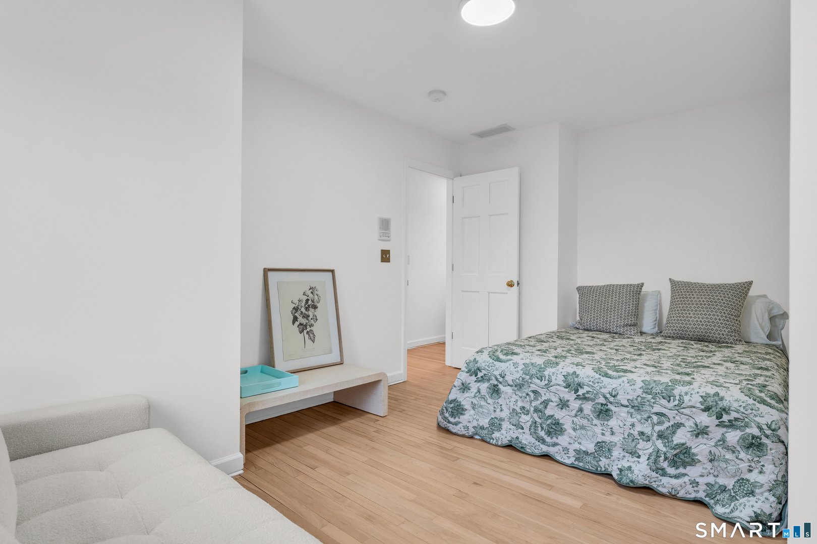 273 Seaside Avenue Photo 33