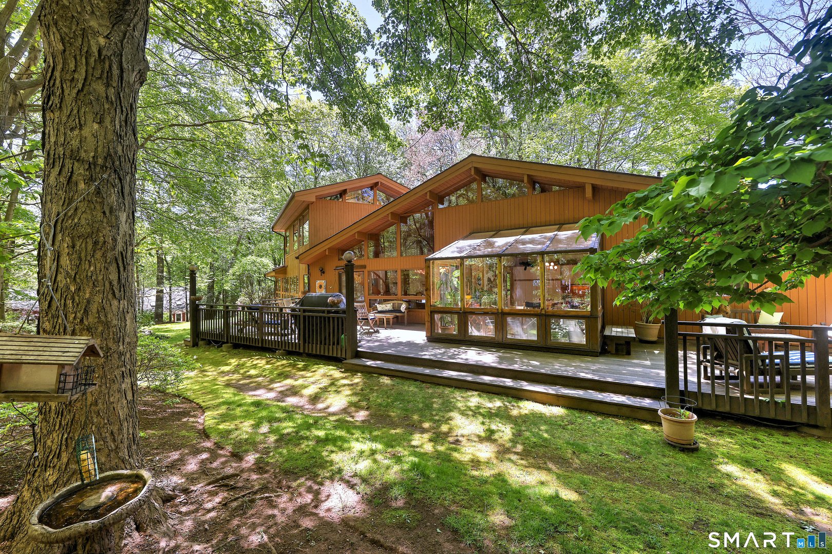 961 Green Circle Photo 6
