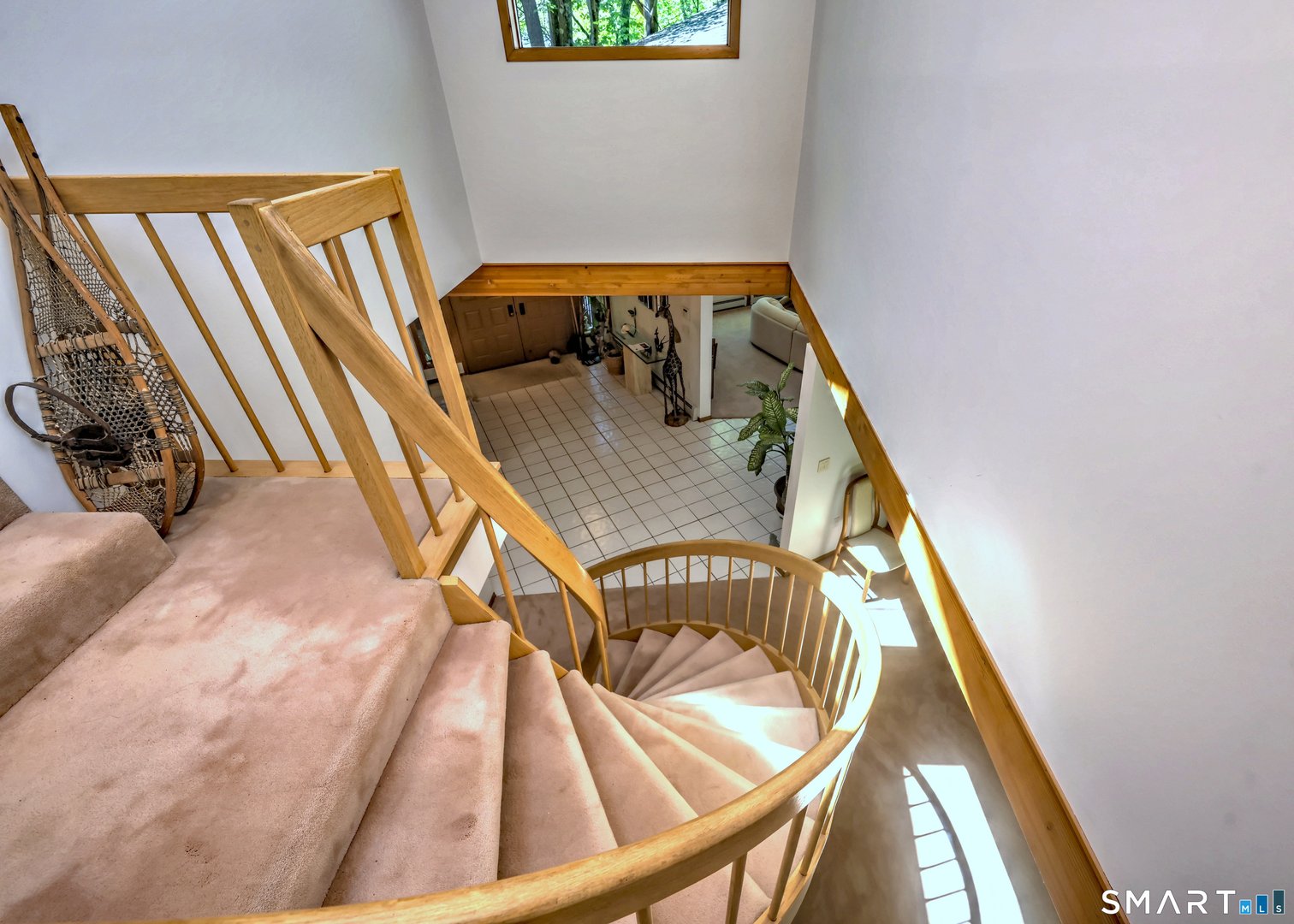 961 Green Circle Photo 24