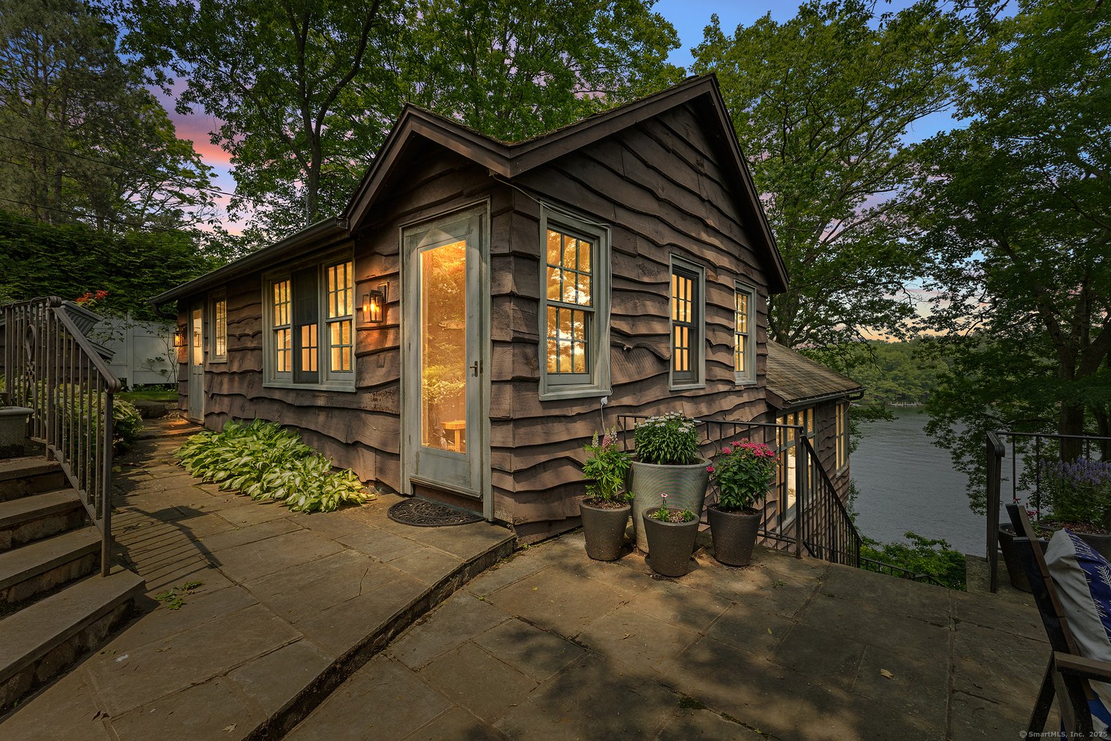 45 Lake Drive South Photo 2