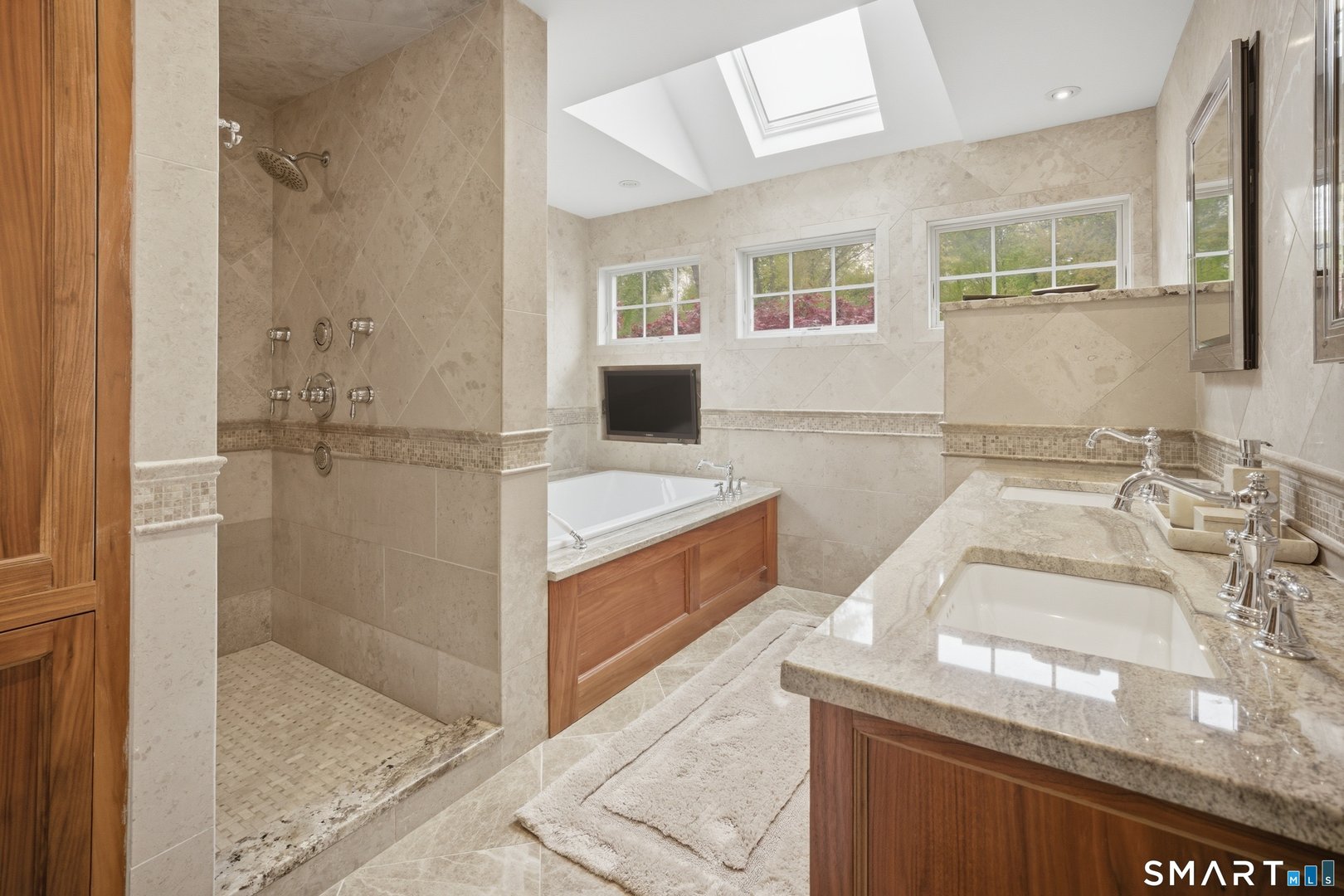 42 Anvill Road Photo 17