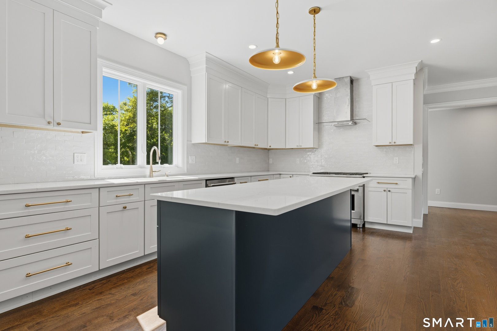 360 Taulman Road Photo 2