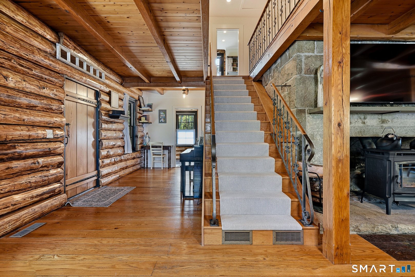 61 Mystic Road Photo 11